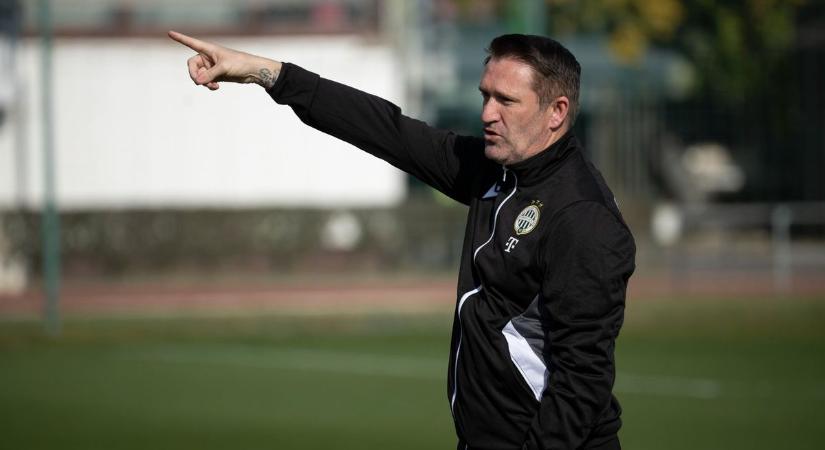 Ismét téma a Fradi edzőjének távozása – ezúttal Skóciában írnak róla