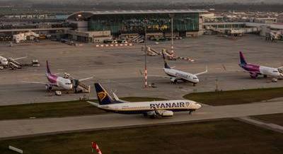 Megépülhet a reptéri gyorsvasút, 3-4 ezer forintba kerülhet a menetjegy