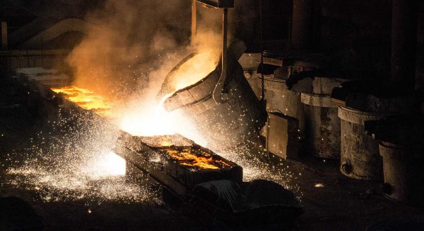 Az aszfaltkirály és a leggazdagabb ukrán vetélkedik a legnagyobb hazai kohászati kombinátért