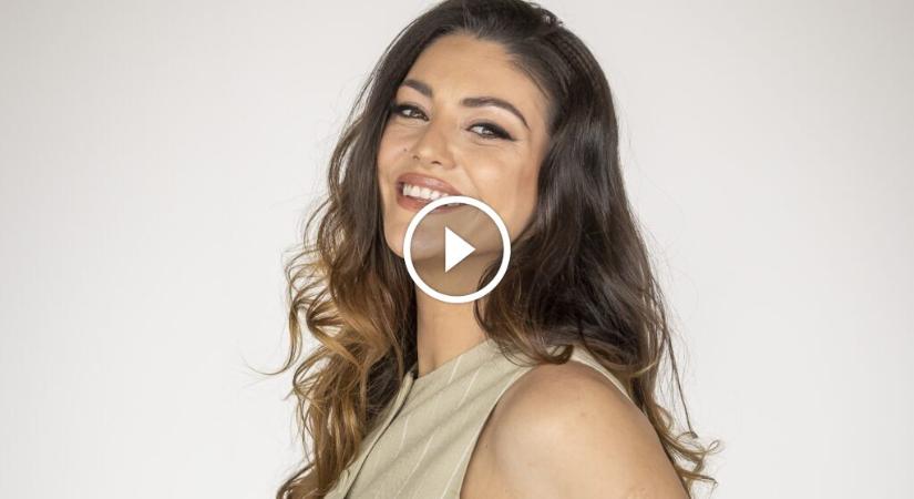 Elképesztően megváltozott Kulcsár Edina teste, felcsúszott a pólója és mindenki láthatta