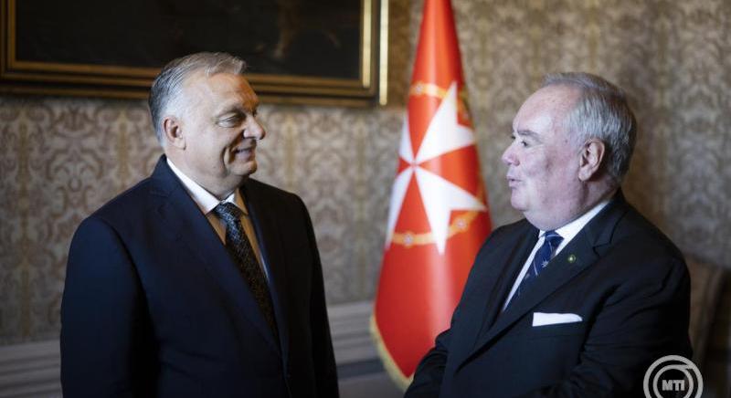 Az ukrajnai menekültek segítéséről egyeztetett Orbán Viktor és a Szuverén Máltai Lovagrend nagymestere