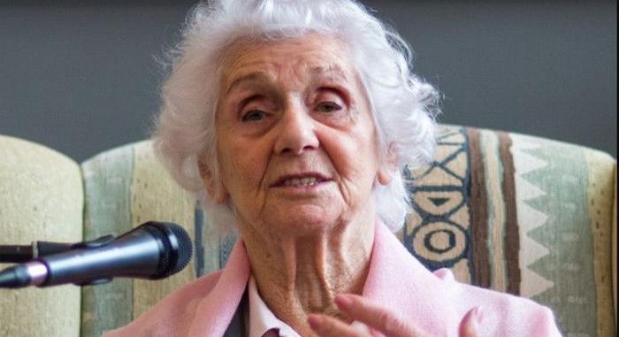 Újabb botlatókövet helyeznek el Debrecenben