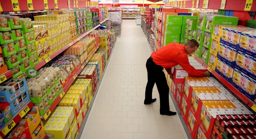 Több mint 17 ezer milliárd forintnál tart a Penny anyavállalata, de halványabb hajrára számít