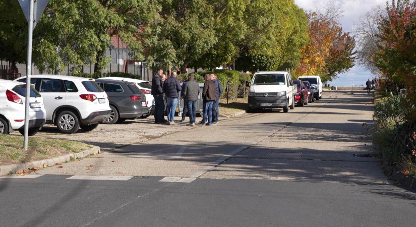 Útfelújítás az Erkel Ferenc utcában