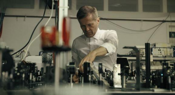 Nobel-díjas magyar fizikusról szóló film nyerte a legjobb dokumentumfilm díját Krakkóban