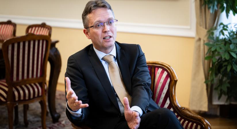 Orbán Viktor minisztere kimondta: Nagy Ferónak bocsánatot kell kérnie, de a Kossuth-díjat nem vehetik el tőle