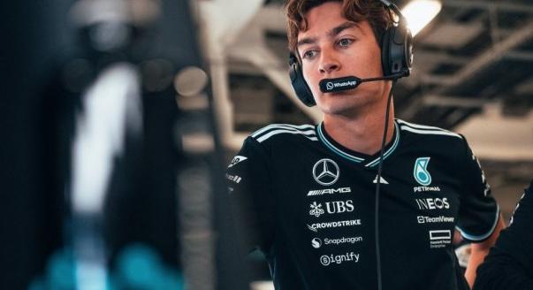 Záradék biztosíthatja Russell 2027-es helyét