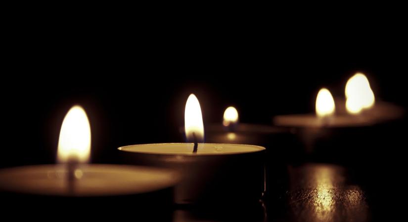 Gyász: elhunyt a legendás brit színésznő