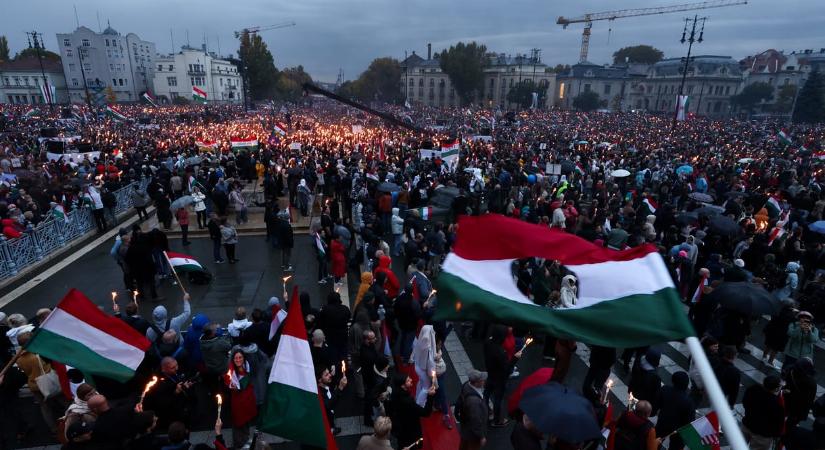 A fideszesek kevésbé érzik sikeresnek az október 23-i rendezvényüket, mint a tiszások a sajátjukat