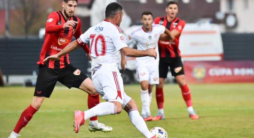 Magyargyűlölet helyett magyar szavak a lelátón – döntetlen a Csíkszereda-Sepsin