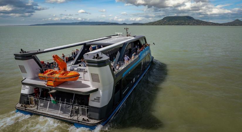 Kész, megállnak a hajók a Balatonon
