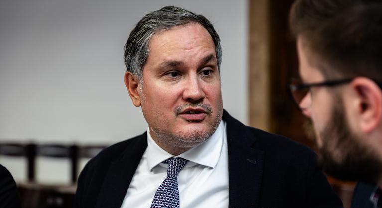 Nagy Márton az Indexnek: Be kell vezetni a 14. havi nyugdíjat