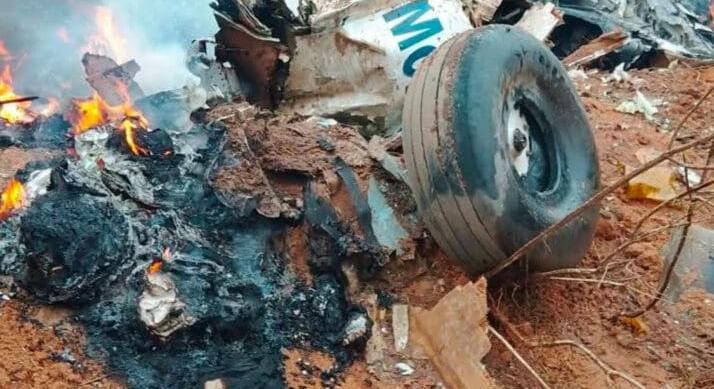 Brutális repülőgép szerencsétlenség Kenyában – Nyolc magyar turista, köztük két gyerek vesztette az életét a tragédiában