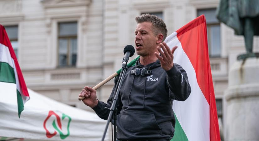 Az adatokkal együtt a Tisza szimpatizánsai is elszivárogtak