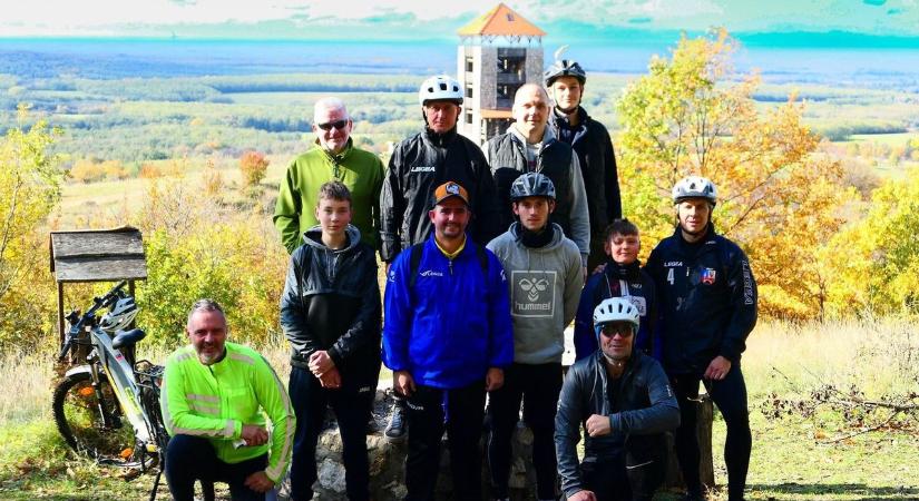 A Bakony szépségeit fedezték fel az ugodi kerékpártúrán