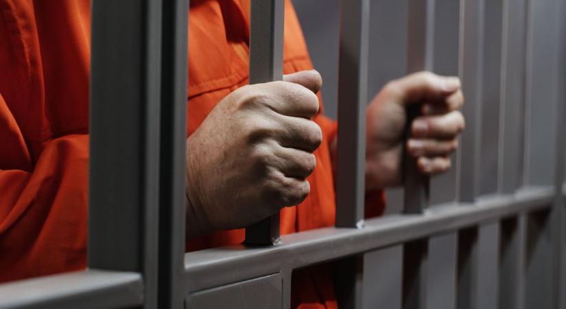 Mórahalmon, Makón és Szegeden is feltűntek börtönből szökött celebek