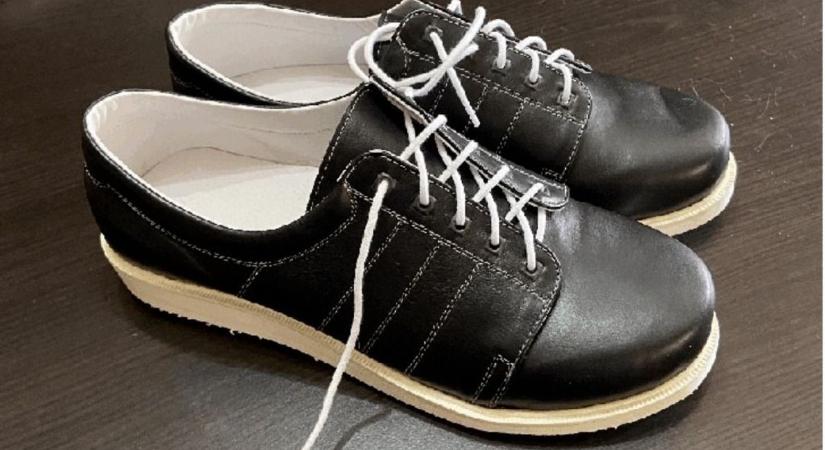 Orvosok és cégek a vádlottak padján, kamu gyógycipőkkel trükköztek