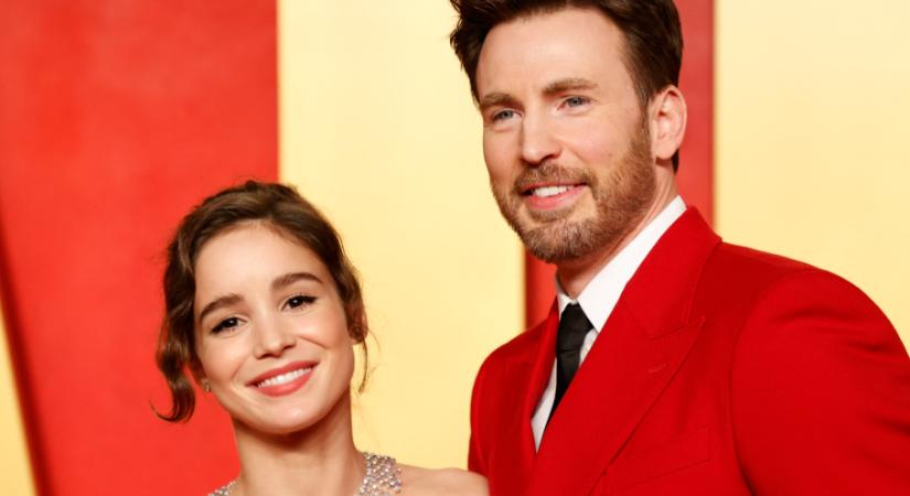Megszületett Chris Evans és Alba Baptista első közös gyermeke