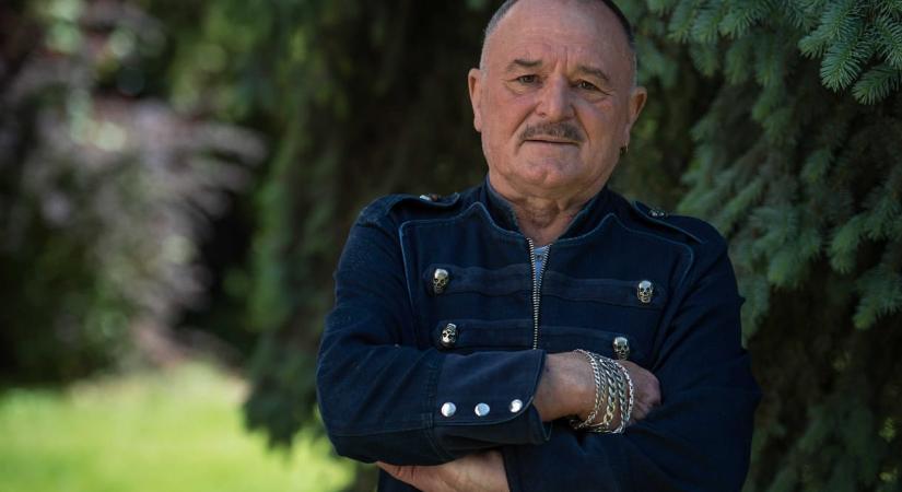 Nagy Feró bocsánatot kért, de azért megjegyezte, hogy „azok felnőtt lányok”