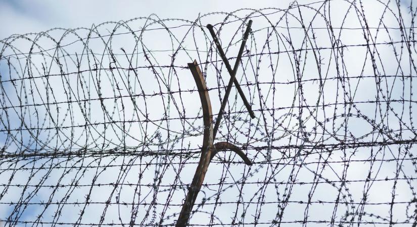 Ez nem egy film: Sz. J. A. vádlott erőszakos többszörös visszaeső, pszichiátriai beteget ölt