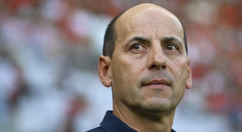 Az NB I sereghajtója elköszönt az edzőtől, aki tavasszal benntartotta a csapatot