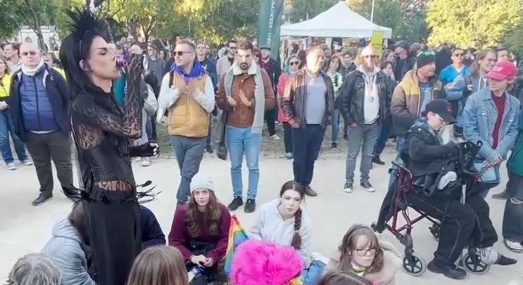 Akár egy év szabadságvesztésre is elítélhetik a Pécs Pride szervezőjét  videó