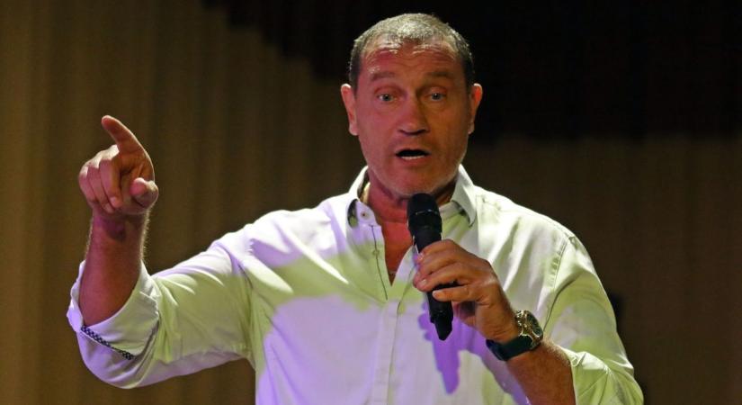 A mulatós sztárénekes is odaállt a beteg zalai gyermekek ügye mellé