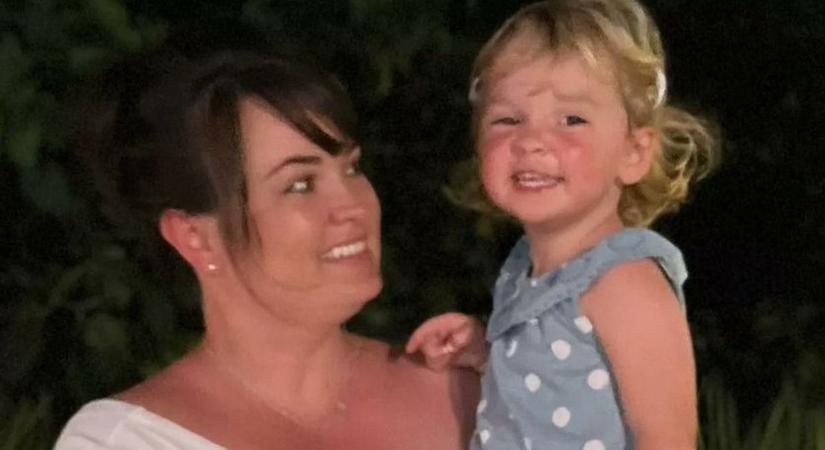 Borzasztó tragédia: összeesett és elhunyt a csodálatos édesanya