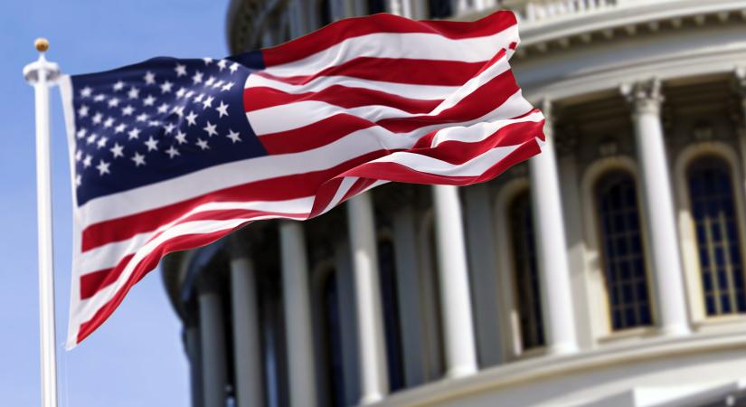 Elbukott a szavazás: marad a káosz Amerikában