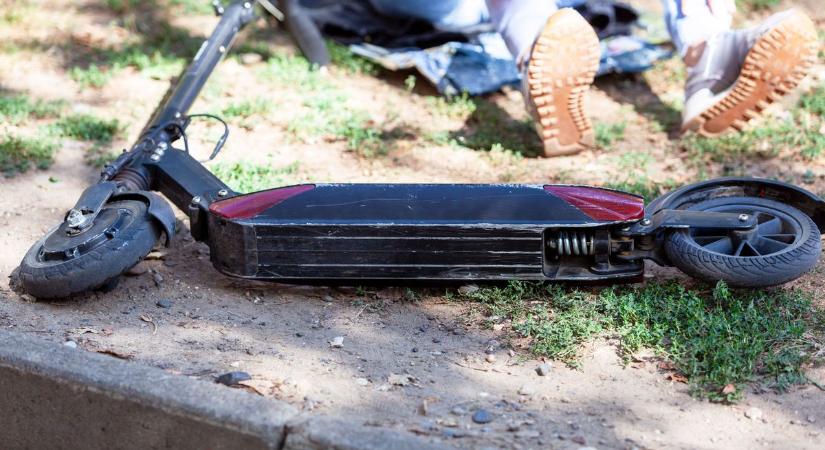 Fiatal fiú szenvedett rolleres balesetet Máriakálnokon