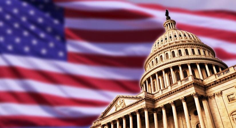 NIncs fizetés a hadseregben, leállnak a repterek: megint elbukott az amerikai kormányzat