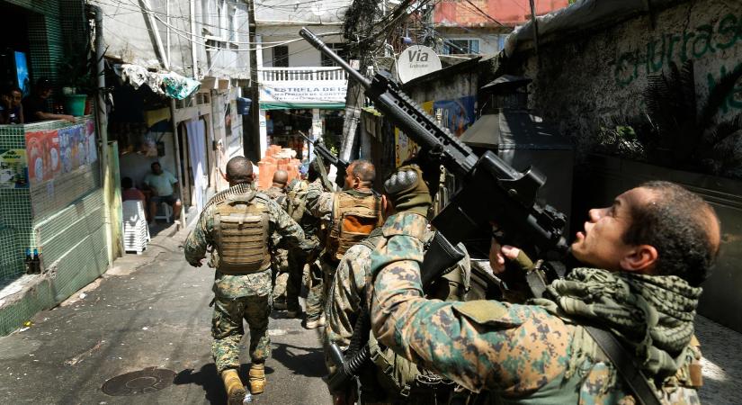 Ilyen akcióra még nem volt példa – kíméletlen támadás indult az egyik legnagyobb bűnszervezet ellen Brazíliában