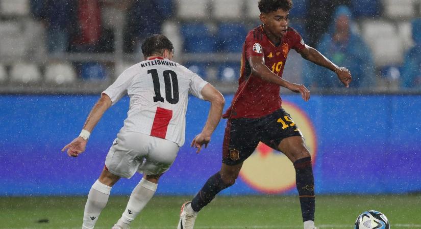 Döbbenetes döntést hozott a Barcelona Lamine Yamalról, máris visszatérhet a másfél hete kirúgott EL-győztes edző - külföldi körkép