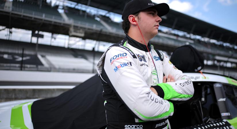 NASCAR: Eltiltották a szezonzárón való részvételtől Sam Mayert