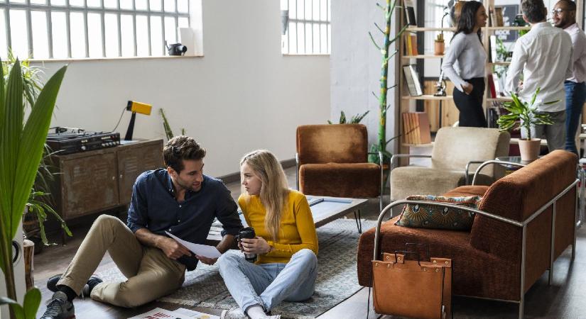 Napi horoszkóp 2025. 10. 29.: A szavak felszabadulnak