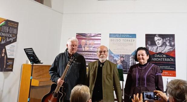 Jókai 200: “Üdvözöllek, nemzetiszín csillag!” – zenés irodalmi műsort rendeztek Debrecenben