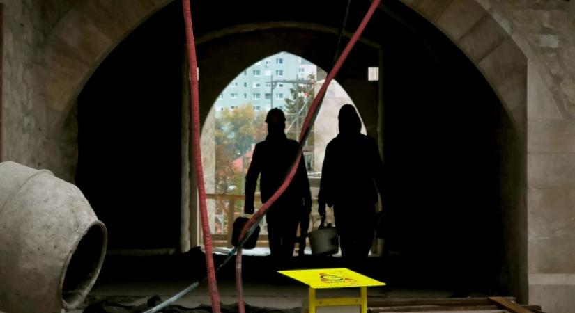 Nem láttuk jönni: padlótól a bástyáig újraépítették a diósgyőri várat! Nincs mese, gyönyörű lett! - képpel, videóval