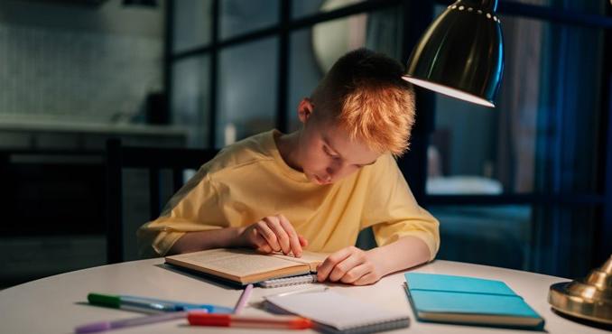 „Minél idősebbek, annál rosszabb a helyzet” – ezért van a diákok szövegértése mélyponton a magyartanár szerint