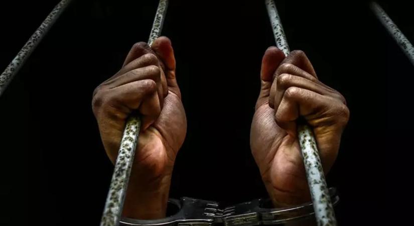 Életfogytiglan a pokolért: forró vízzel kínozta, majd megfojtotta beteg segítőjét a pécsi szörnyeteg