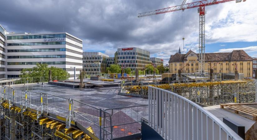 Nem csak a dolgozóknak, de a környéken élőknek is sokat ad majd a főváros eddigi legkorszerűbb irodaháza