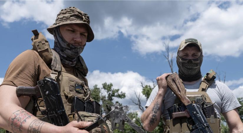 Elfogytak az ukrán katonák: Egyre kevesebb hadköteles férfit lehet behívni