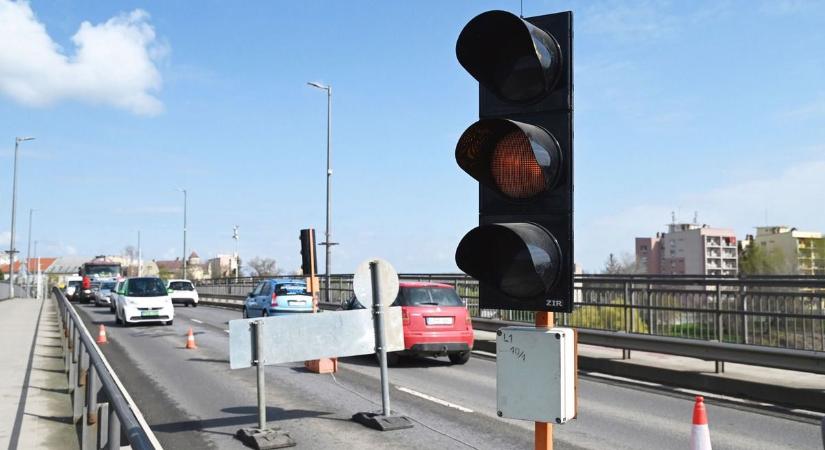 Mindenki készüljön, ma kezdődik a szolnoki Tisza-híd javítása!