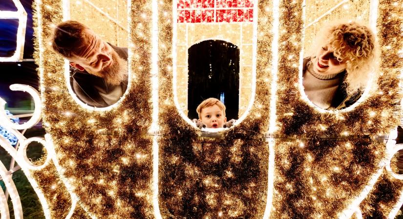 Mesés királynői fénykert Gödöllőn