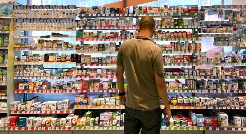 Több önkiszolgáló kasszával és új megjelenéssel tervez a dm