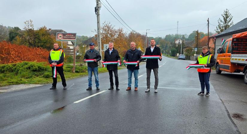 Ötven év után megújult a hevesi útszakasz – így néz ki a 372 milliós fejlesztés