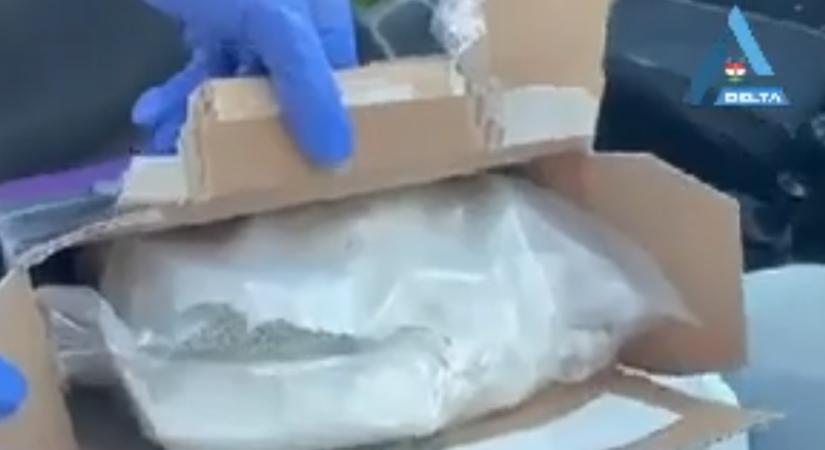 Lekapcsolt díler közel 3 kiló droggal