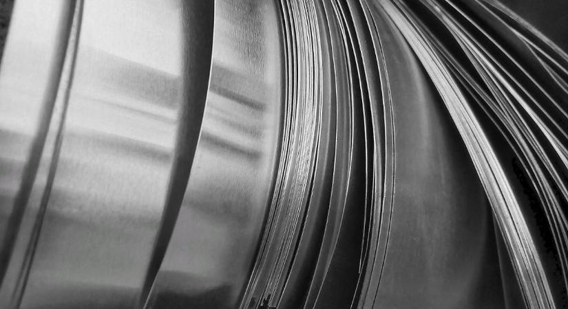 Ez a következő arany-sztori? Leállt két gyár a világban, azonnal kilőtt az egyik legfontosabb könnyűfém ára – rég volt ennyire drága