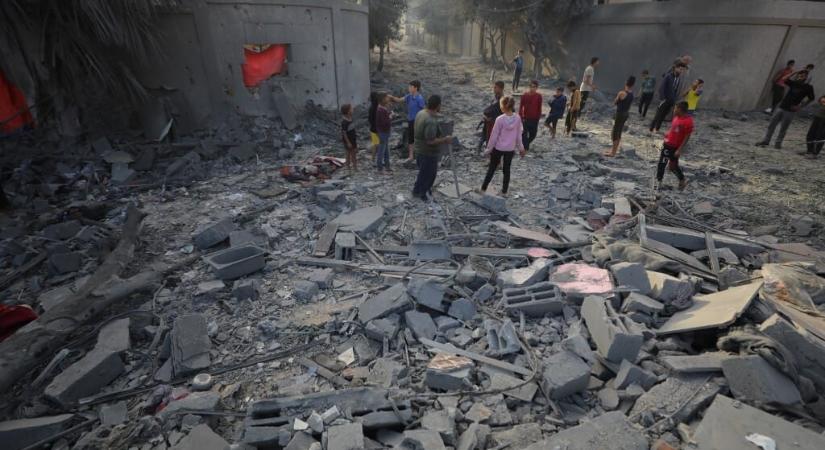 Legalább 60 ember, köztük több gyerek meghalt Izrael éjszakai légicsapásaiban Gázában