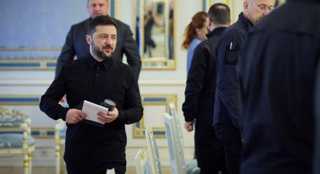 Zelenszkij kormánytanácskozást tartott, amelyen meghatározták a következő 100 nap főbb feladatait