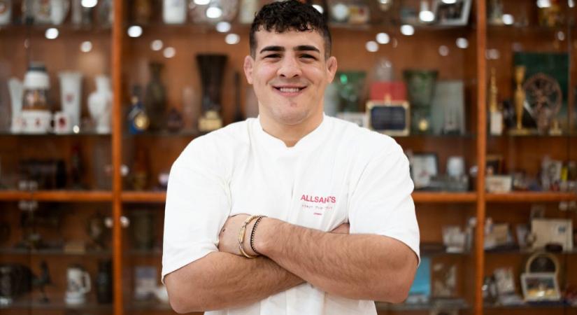 Losonczi Dávid templomfelújításra fordította a teljes éves jutalmát